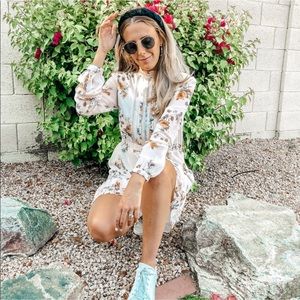 Chicwish Floral Printed Eyelet Chiffon Dress M